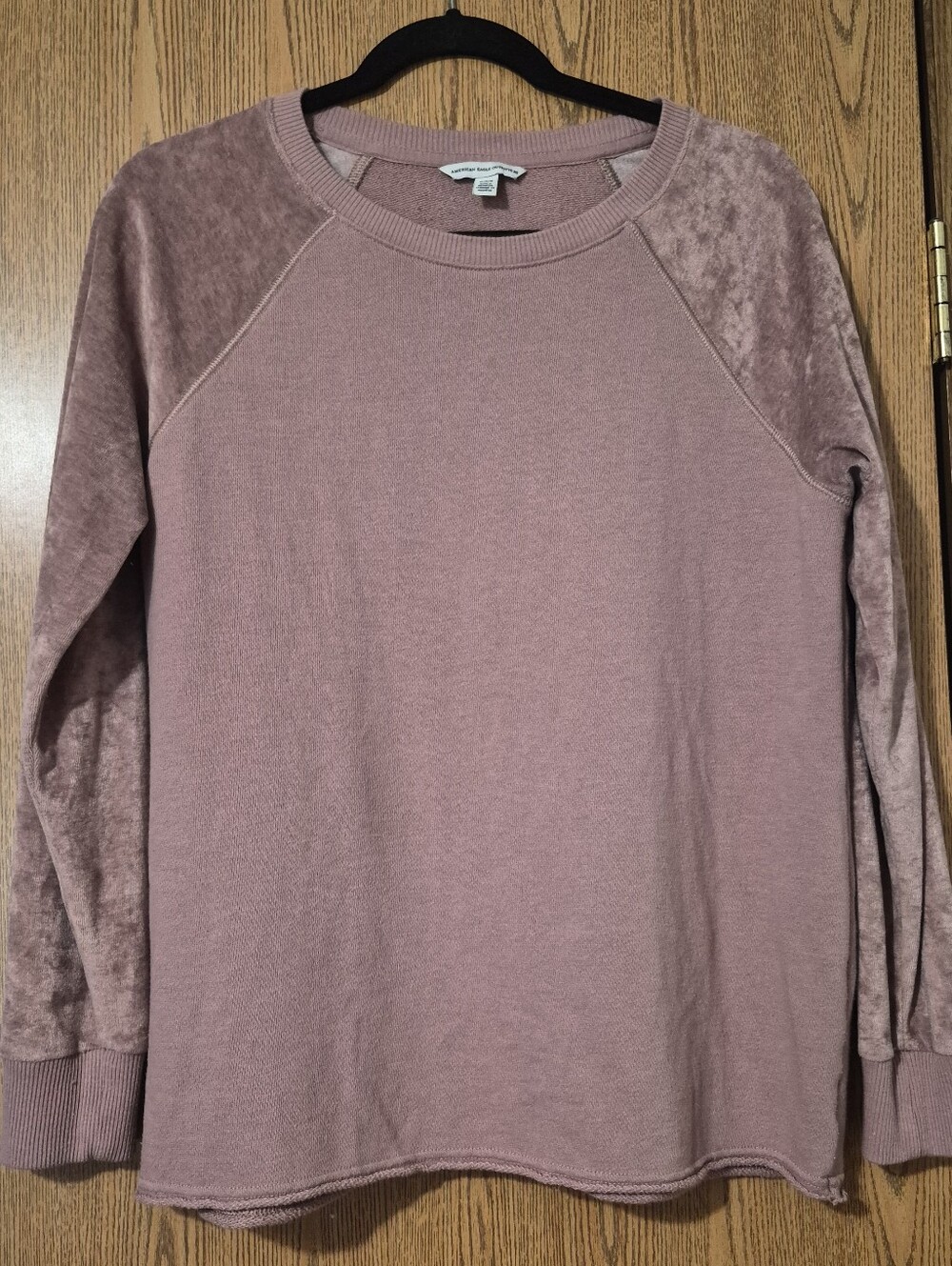 American Eagle Outfitters Mauve Lightweight Crewneck Pullover Size Medium
